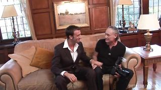 Kristi Klenot And Samantha Bond Make Out While Getting A Facial!