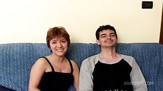 Italian couple of exhibitionists who love anal sex - Stories of Italian housewives!