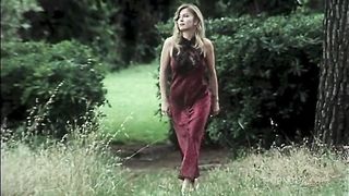 2 SCENES: Rocco Siffredi fucks 2 vintage beauties and Moana Pozzi fucks in the park