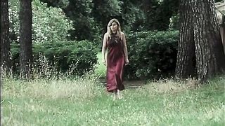 2 SCENES: Rocco Siffredi fucks 2 vintage beauties and Moana Pozzi fucks in the park