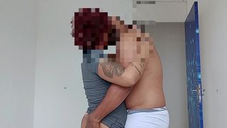 Mulher da o cu pro corretor esquece celular ligado e cai net