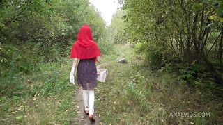 Little Red Riding Hood's Anal Adventures