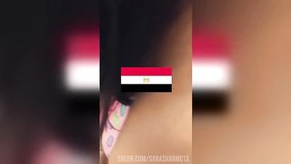 فضيحة محصل الكهرباء زبه كان واقف و انا بحاسبه و لابسه بيجامة قطن ضيقة على طيازى دخل ورايا الاوضة و حاسبته