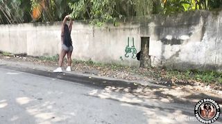 DEPOIS DA MINHA CORRIDA MATINAL, EU SENTEI PRA UM DESCONHECIDO