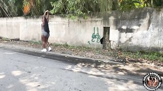 DEPOIS DA MINHA CORRIDA MATINAL, EU SENTEI PRA UM DESCONHECIDO