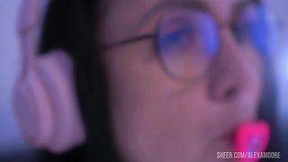 Lewd man fucks in ass his wife's, and she gets cum in mouth.