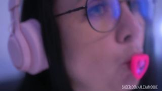 Lewd man fucks in ass his wife's, and she gets cum in mouth.