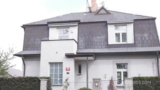 Busty milf Suzie Sun gets inner massage