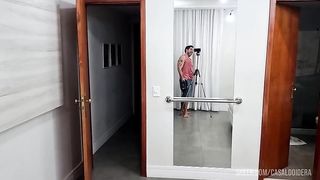 Bastidores da gravacao da novinha Karina Mello dando cu e buceta pros amigos no motel