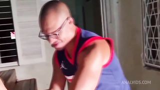 Dinnigata com pauzudo no hostel levando no cu