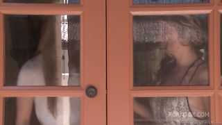 Lesbian college teen Ellena Woods wants the pussy of Kirsten Lee