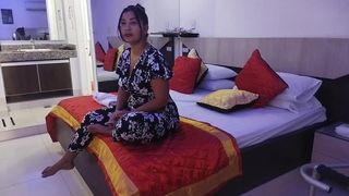 MY OLD WOMAN IS CRUSHING FOR COCKS SHE LIKES TO FUCK WITH ANY GUY SHE MEETS ON THE INTERNET