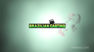 BEATRIZ LEMOS DANDO O BUCETAO PARA CAPOEIRA E GOZANDO GOSTOSO NA PICA DELE.