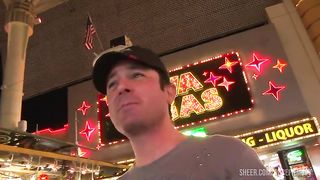 Couple fucks in Las Vegas