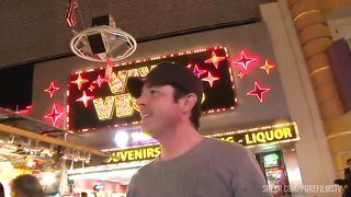 Couple fucks in Las Vegas