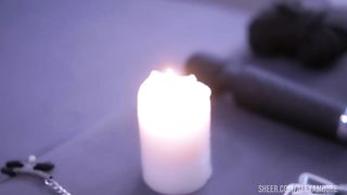 Dissolute lady pegging her guy's and gets cumshot.