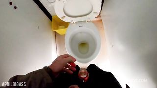 swallowing pee in a public park, a lot of people nearby, a lot of "RISK"