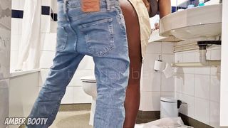 LUCKY PLUMBER GETS TO FUCK A NAUGHTY WIFE AND CUM INSIDE HER IN A HOTEL BATHROOM - AMBER_BOOTY