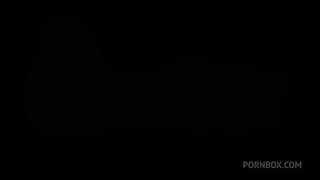 Show de Sexo! Rebeca Oliveira e Bianca Naldy fizeram lesbo orgia na casinha de Strip com 3 dotados [Parte 1]