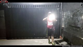 Coroa rabuda sentando o seu cuzao depois do meu treino na academia ,Depois que voltei da academia, comecei a me masturbar esperando meu marido que apareca alguem pra mim comer