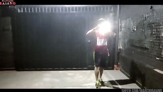 Coroa rabuda sentando o seu cuzao depois do meu treino na academia ,Depois que voltei da academia, comecei a me masturbar esperando meu marido que apareca alguem pra mim comer