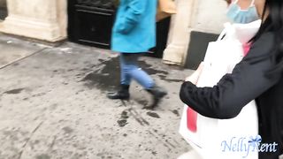 Stranger helps me to carry my heavy Shopping bag in return for a BJ