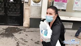 Stranger helps me to carry my heavy Shopping bag in return for a BJ