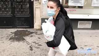 Stranger helps me to carry my heavy Shopping bag in return for a BJ