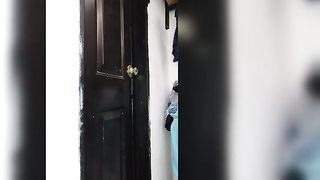 i almost pee so i enter the bathroom and my roommate ended fucking me