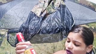 entrei na barraca chapadona so acordei rapaz comendo meu cuzinho