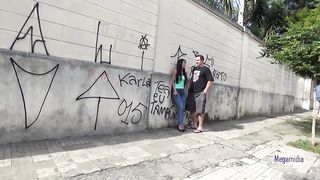 Horn invites stranger on the street to fuck his wife, and he watches