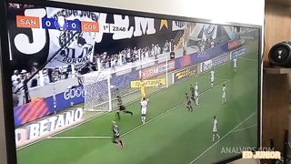 A SANTISTA MA SANTOS VAI ASSISTIR AO JOGO NA CASADO DO CORINTHIANO ED JUNIOR E DAR O CU PRA ELE SEM CAMISINHA