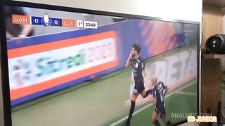 A SANTISTA MA SANTOS VAI ASSISTIR AO JOGO NA CASADO DO CORINTHIANO ED JUNIOR E DAR O CU PRA ELE SEM CAMISINHA