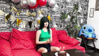 Backstage anal sex for 19 year old birthday girl - big gabe - deep throat