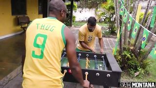 Suruba com duas gostosas na copa do mundo