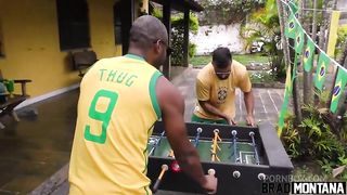 Suruba com duas gostosas na copa do mundo