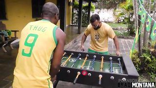 Suruba com duas gostosas na copa do mundo