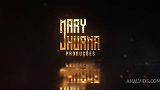 Enfermeira Bbw veio cuidar do seu pau - Mary Jhuana