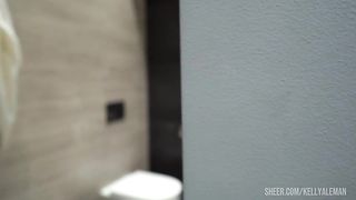 Double Blowjob From Step Sis And Step Mom In WC! 4K