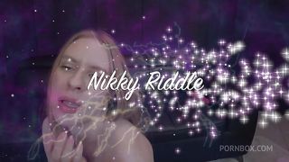 Nikki Riddle rough anal big orgasme, cum swallow