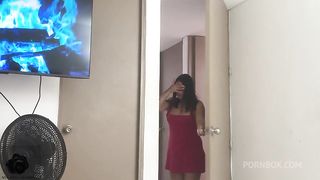 descubro a mi hermanastro masturbandose - porno en espanol