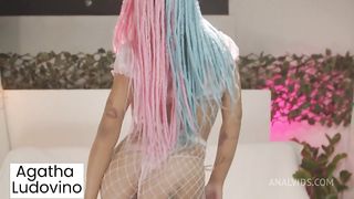 Little Brazilian teen Leenda Fun asked them to tear her ass until she opened a huge gape