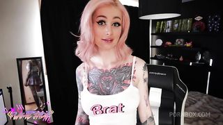 Suck on my toes, cum on my asshole