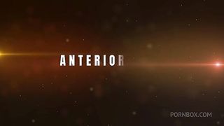 Com um Drink (Parte 2) - Essa cavala deixa rola pulsando com sua rebolada e depois faz um delicioso boquete.