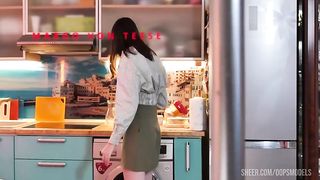 Threesome Anal with Milf Mia Capri and stepdoghter Margo von Teese