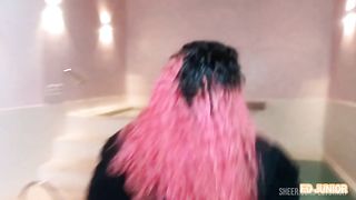 BALADINHA COM UMA NOVINHA COM MUITO SEXO SEM CAMISINHA