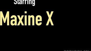 Busty Sex Doll Maxine X Vibrates Her Clit While Dildo Fucking And Cums