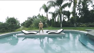 Sexy Brunnette Jenna J Ross Gets Her Pussy Plowed In The Pool