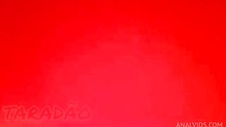 Pedindo rola no rabo ate gozar