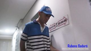 Deixei a porta aberta e meu cunhado entrou e fodeu meu cu (VIDEO NOVO)